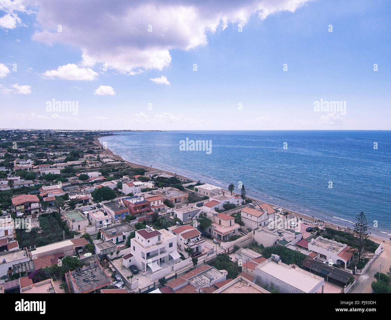 Volo realizzato da fuco al di sopra del luogo balneare Granelli Foto Stock