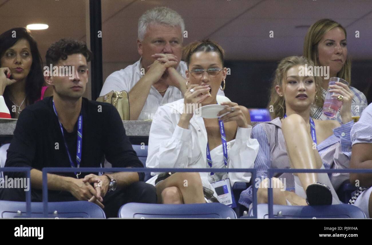 Gigi Hadid Bella Hadid al Tennis US Open 9-4-2018 foto da John Barrett/PHOTOlink.net Foto Stock