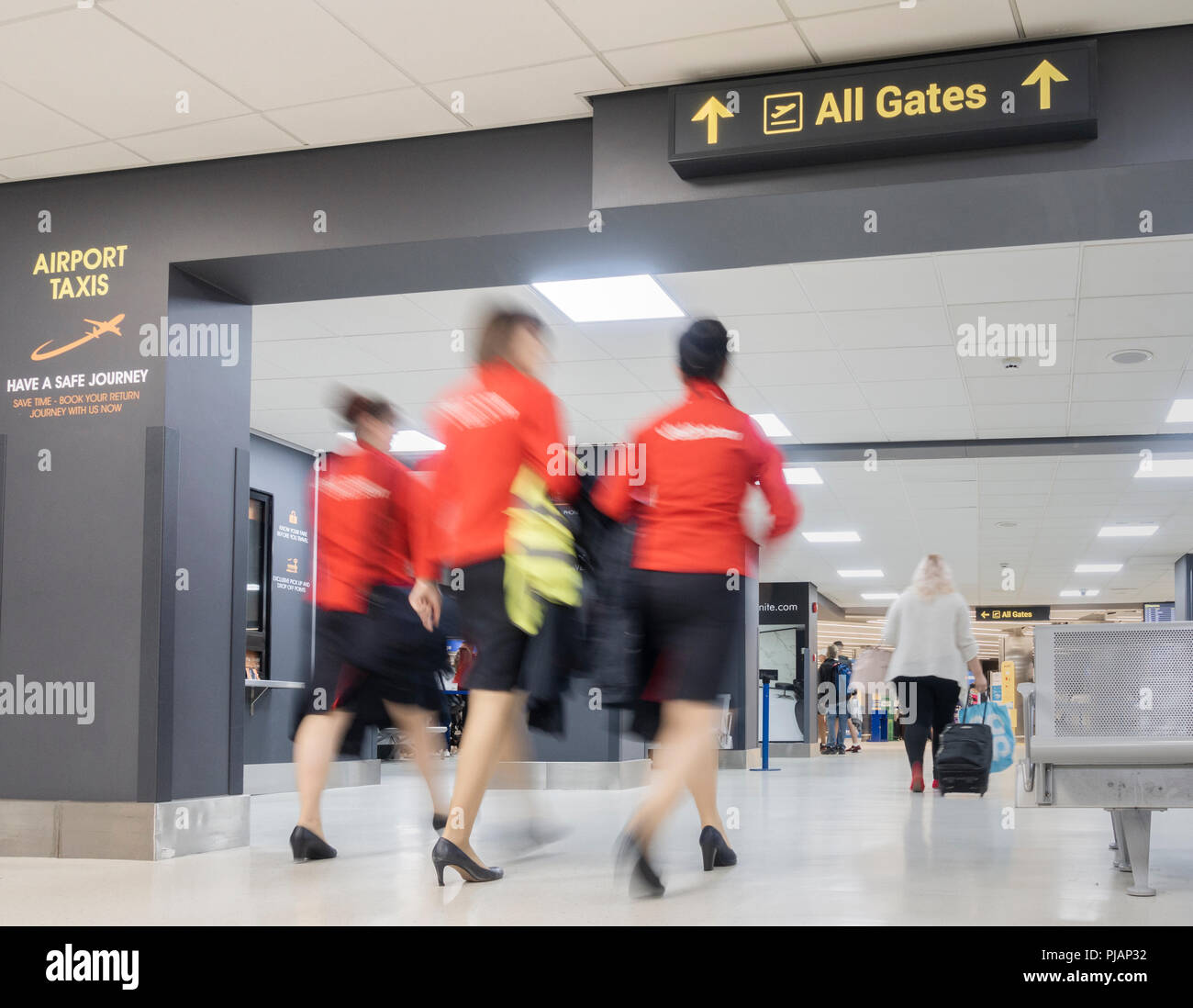 Jet2.Com personale dell'aeroporto di Leeds Bradford. Yorkshire. Regno Unito Foto Stock