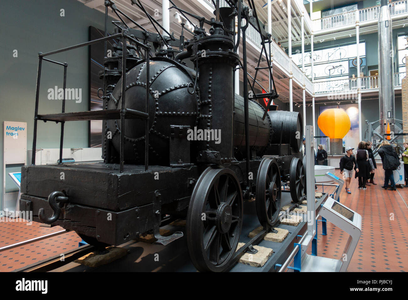 Wylam Dilly locomotore , uno del mondo più antico due sopravvissuti di locomotive a vapore costruita nel 1813 al Museo Nazionale di Scozia a Edimburgo, Scozia, Regno Unito Foto Stock