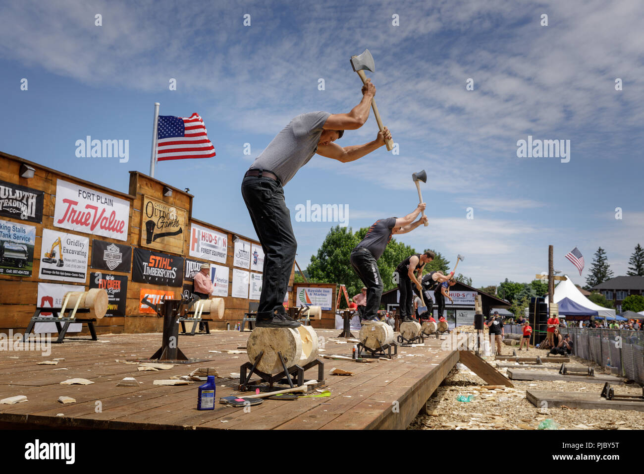 Lumberjack concorrenza, Cherry Valley giochi all'aperto, Otsego County, nello Stato di New York. Foto Stock