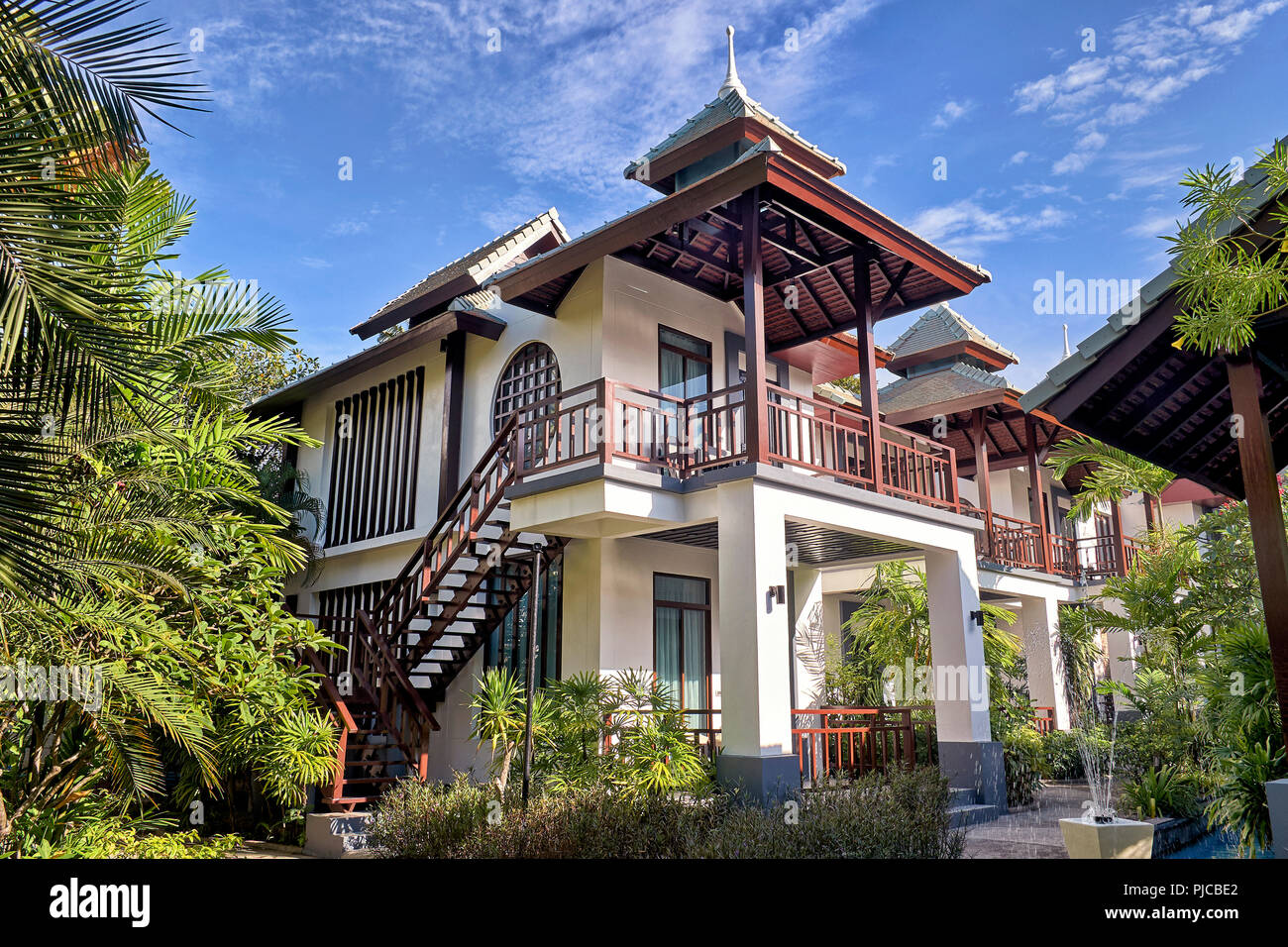 Thailandia casa tradizionale. Architettura tailandese. Sud-est asiatico Foto Stock