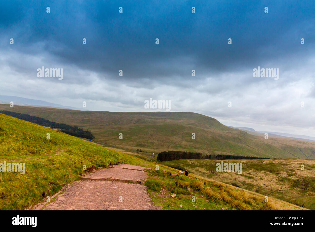 Ventilatore Fawr dal sentiero di Pen-y-ventola, il punto più alto sul Brecon Beacons e nel sud della Gran Bretagna, Powys, Wales, Regno Unito Foto Stock