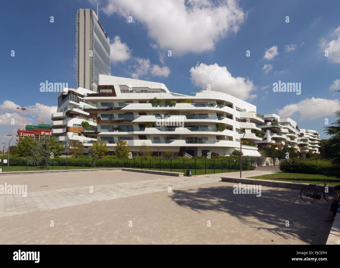 Zaha Hadid Architects, CityLife Milano edificio residenziale complesso, condomini, 2014, Milano, Italia, vista esterna Foto Stock