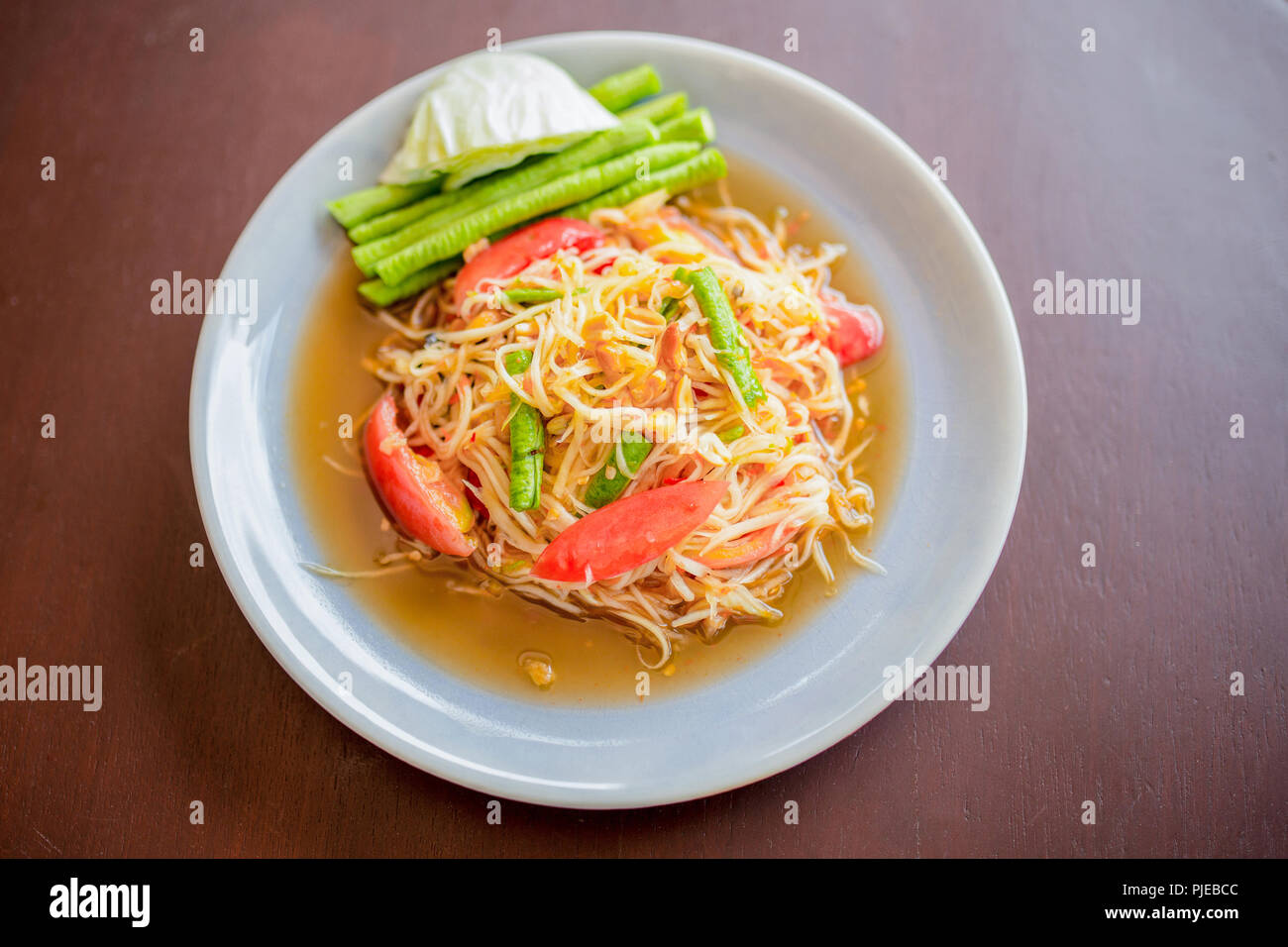 Insalata di papaia (Som tum) popolare cibo tailandese Foto Stock