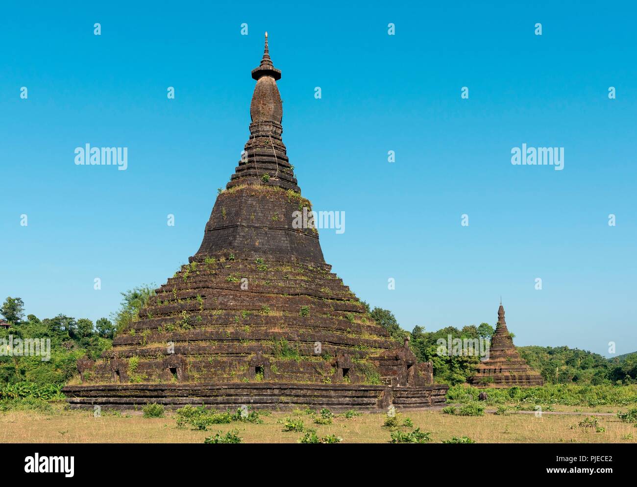 E Laungbanpyauk Htuparon pagode, Mrauk U Foto Stock