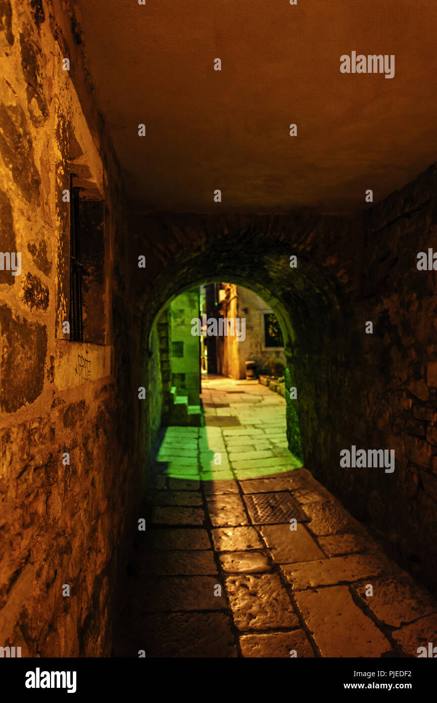 Le pareti di tenements nel palazzo di Diocleziano a Split Foto Stock