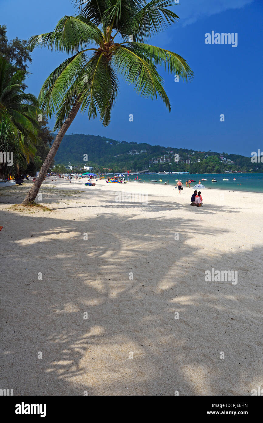 Patong Beach, la spiaggia principale di Phuket, Thailandia, Hauptstrand auf Phuket Foto Stock