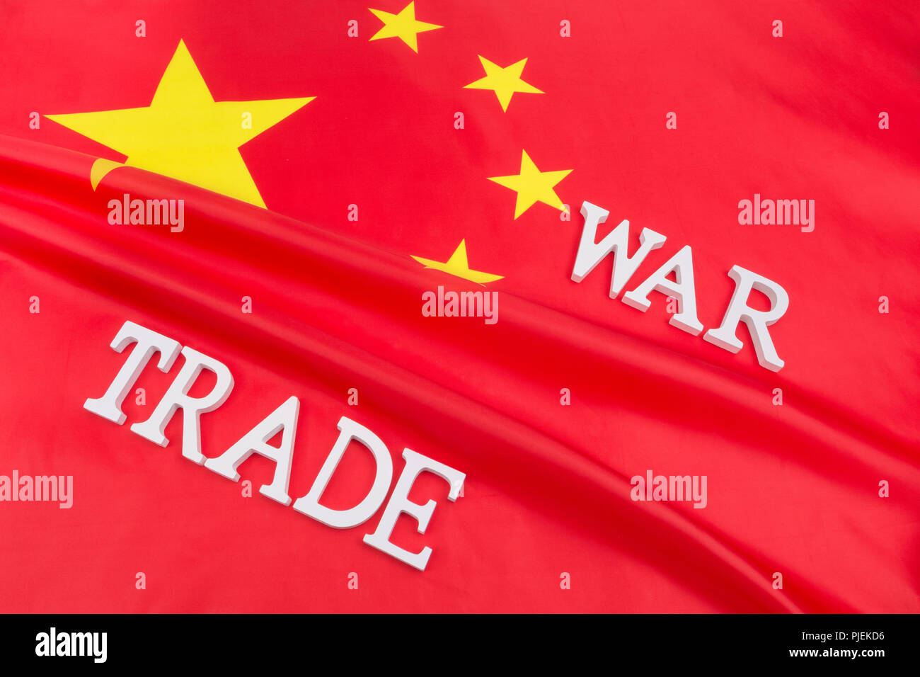 Metafora USA-Cina guerra commerciale / China-America tariffe - come parte di Donald Trump's MAGA / rendere l'America grande strategia nuovamente, guerra commerciale con la Cina. Foto Stock