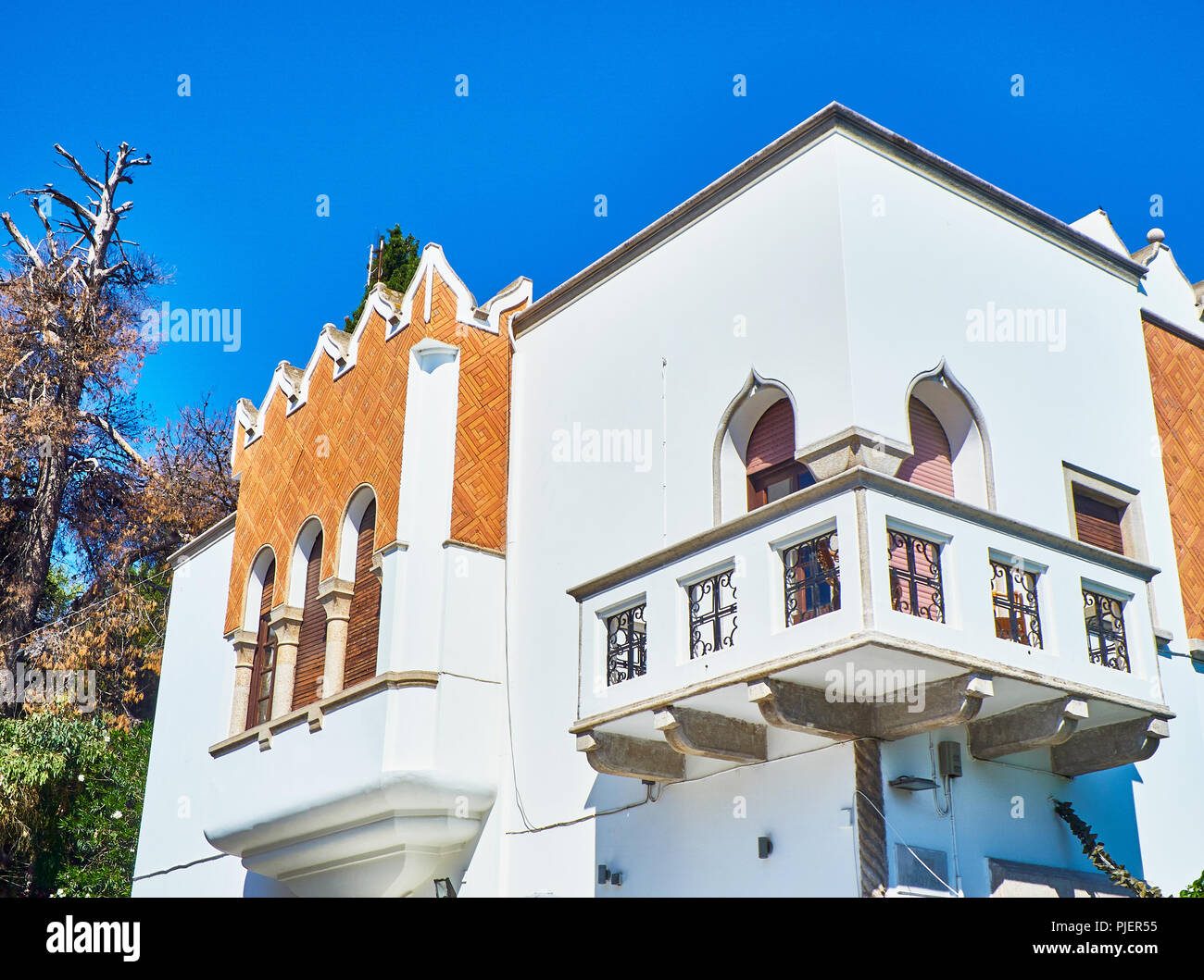Kos, Grecia - Luglio 3, 2018. PrincPrincipal facciata di un edificio di stile Veneziano. Isola greca di Kos, Egeo meridionale regione, Grecia. Foto Stock