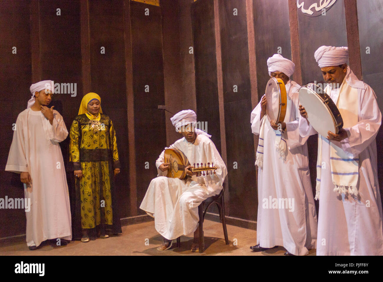 African Nubian Sufi la canzone e ballo, il Cairo, Egitto Foto Stock