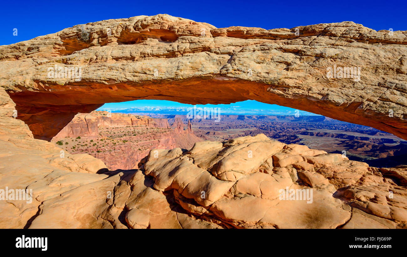 Mesa Arch, il Parco Nazionale di Canyonlands, Utah. Foto Stock