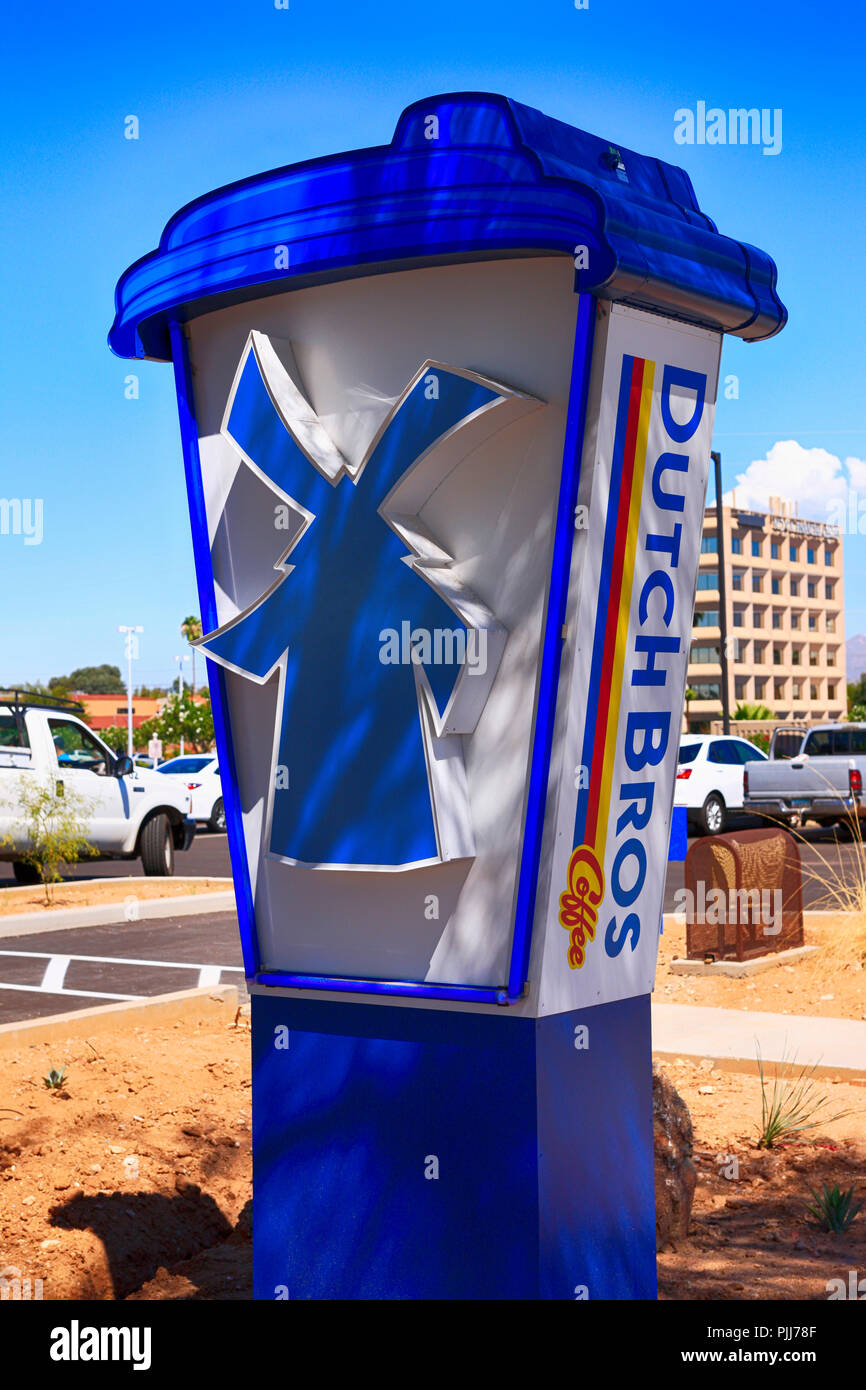 Dutch Bros drive-thru catena di caffè strada segno di Tucson in Arizona, AZ Foto Stock