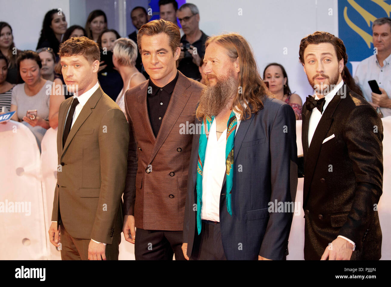 Billy Howle, Chris Pine, David Mackenzie e Aaron Taylor-Johnson partecipando alla premiere di 'fuorilegge King' durante il 2018 Toronto International Film Festival il 6 settembre 2018 a Toronto in Canada. Foto Stock