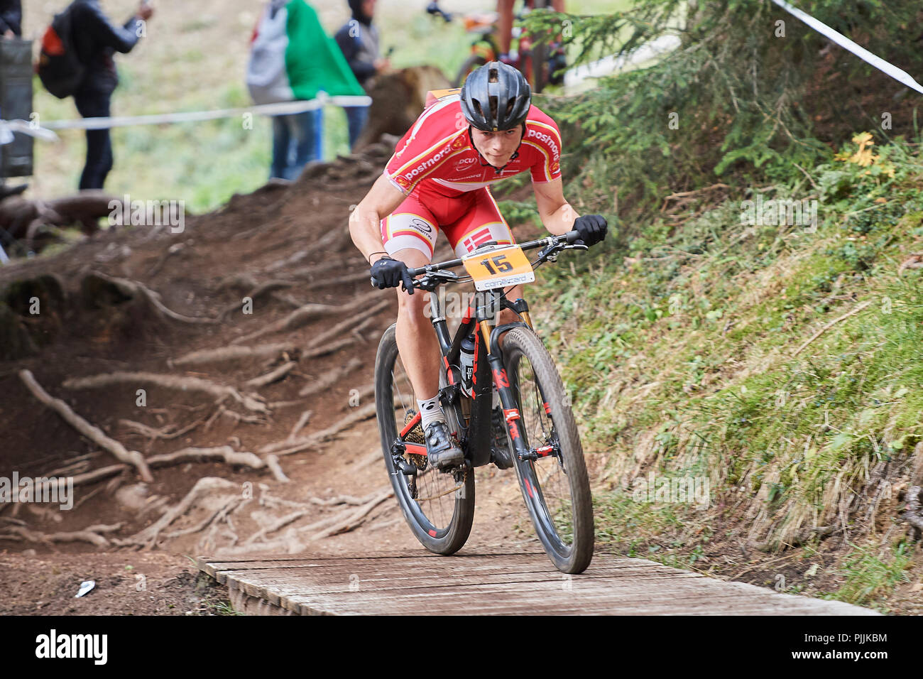 Lenzerheide, Svizzera. Il 7 settembre 2018. Jonas Lindberg durante il 2018  UCI Mountain Bike Campionati del mondo uomini U23 olimpica cross country  XCO in Lenzerheide Foto stock - Alamy