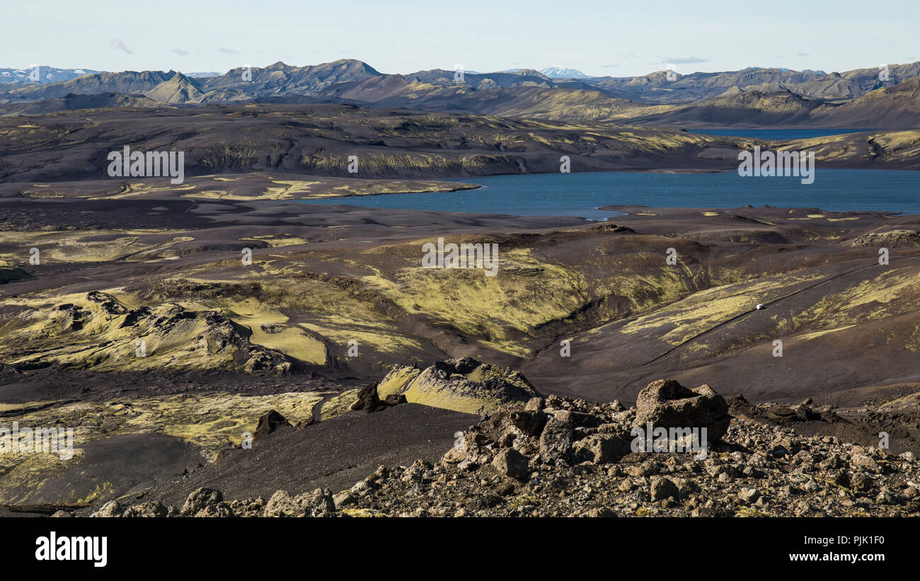 Il cratere del vulcano fila nel paesaggio del vulcano Laki in Islanda Foto Stock