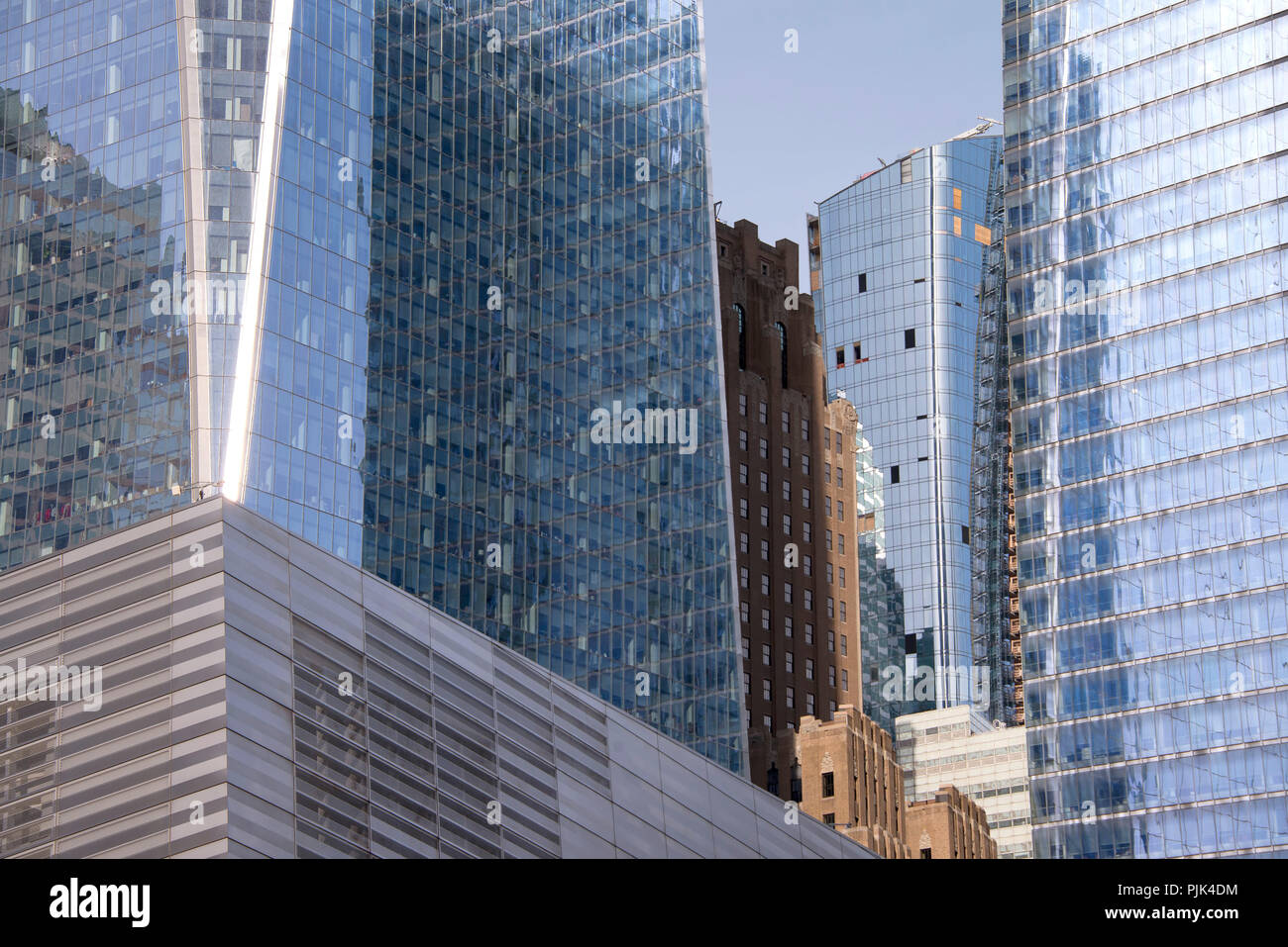 One World Trade Center e altri grattacieli del quartiere finanziario di Manhattan, New York City, Stati Uniti d'America Foto Stock