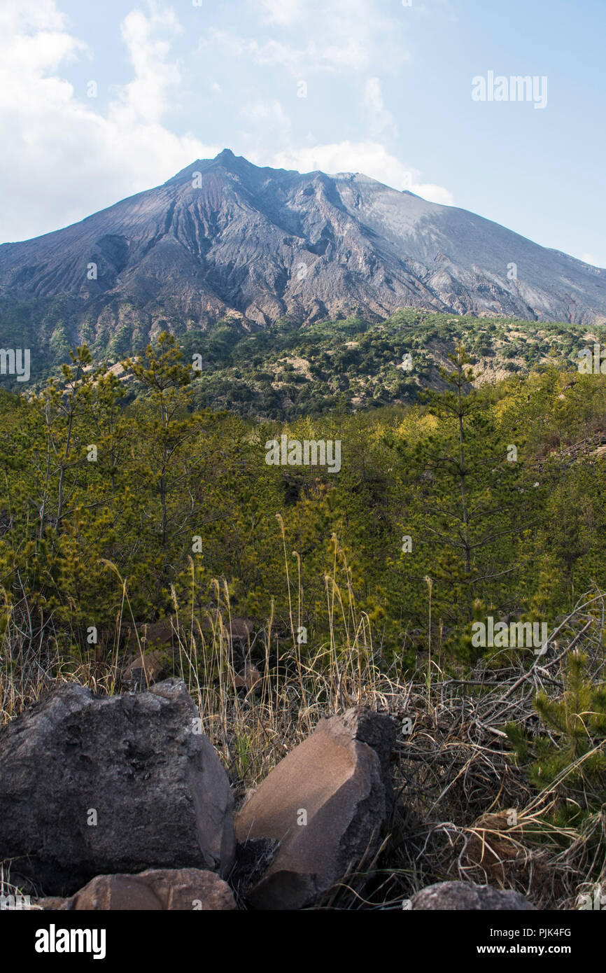 Paesaggio vulcanico di Kagoshima in Giappone Foto Stock