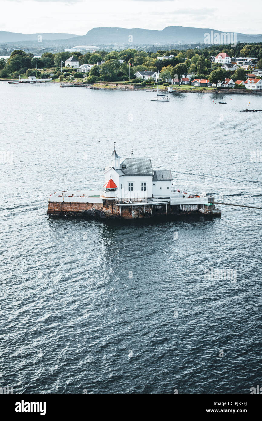 Norvegia, Oslo, Dyna Fyr ristorante (ex faro) situato nell'Oslofjord Foto Stock