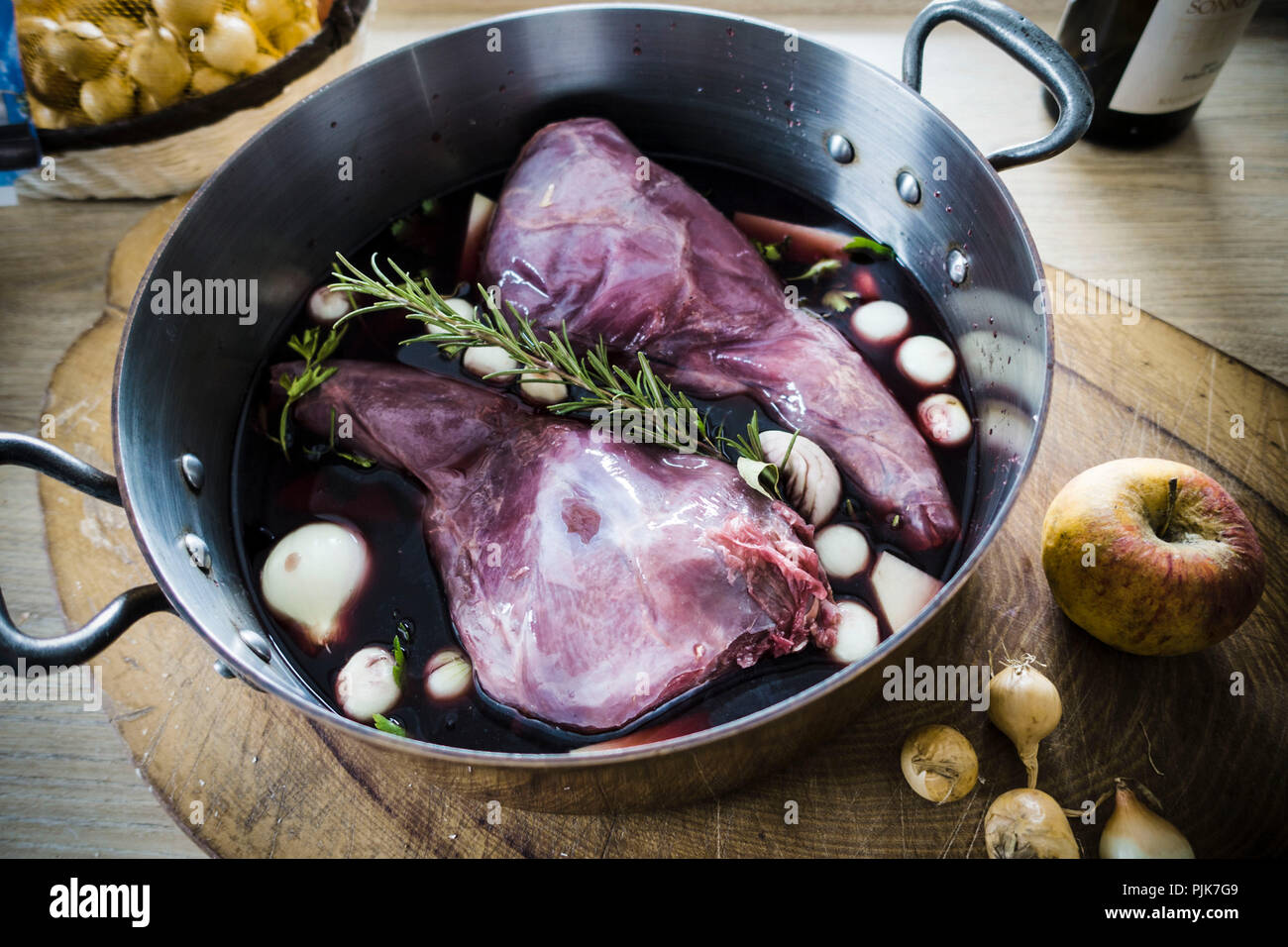 Haunch Marinaded di cervo, close-up Foto Stock