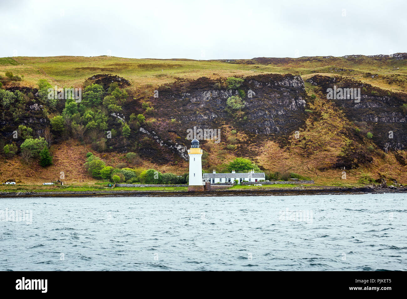 Tobermory faro sull isola di Mull Foto Stock
