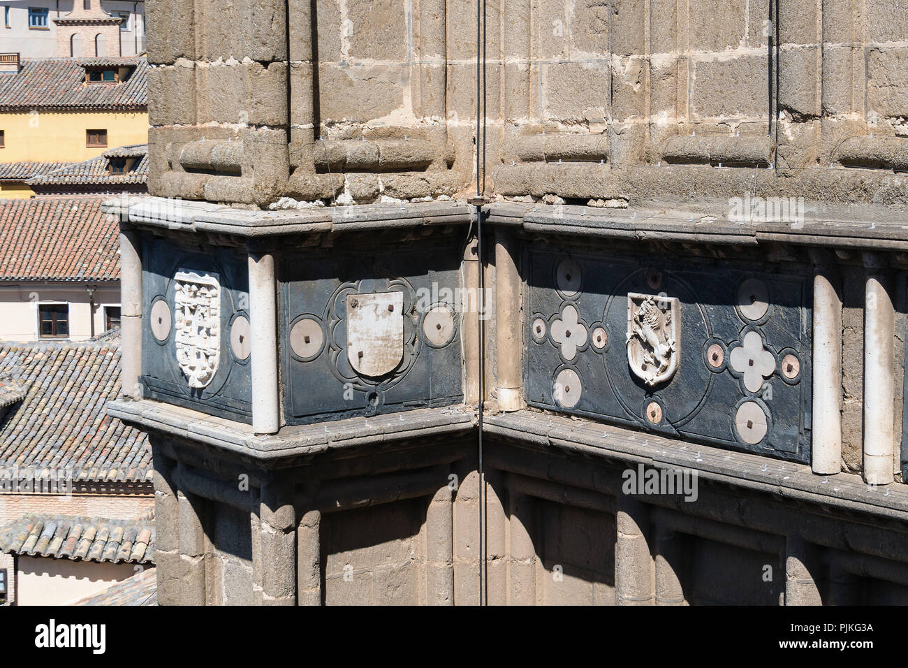 Spagna, Toledo Catedral, torre scalare, torre nord, stemma Foto Stock