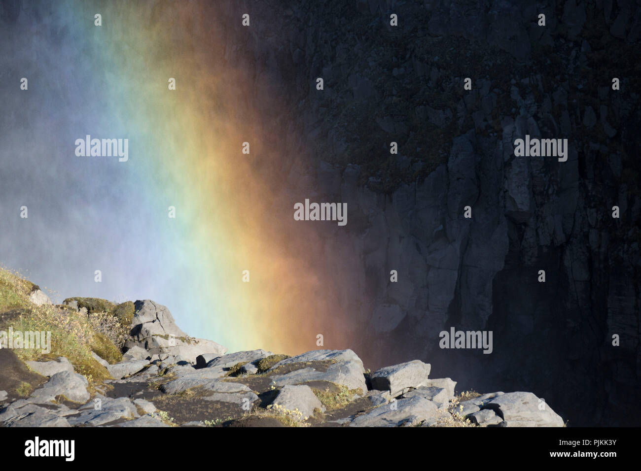 L'Islanda, la forza della natura di Dettifoss, in Europa la cascata più forte, rainbow Foto Stock L'Islanda, la forza della natura di Dettifoss, in Europa la cascata più forte, rainbow Foto Stock