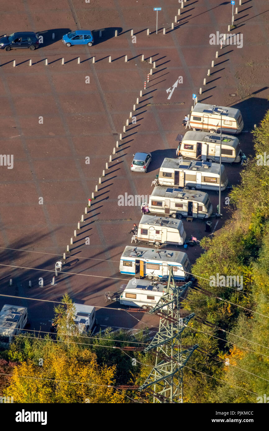 Vista aerea, la prostituzione di strada sul Kirmesplatz Gladbecker Straße, camper e scatole, Essen, la zona della Ruhr, Nord Reno-Westfalia, Germania Foto Stock