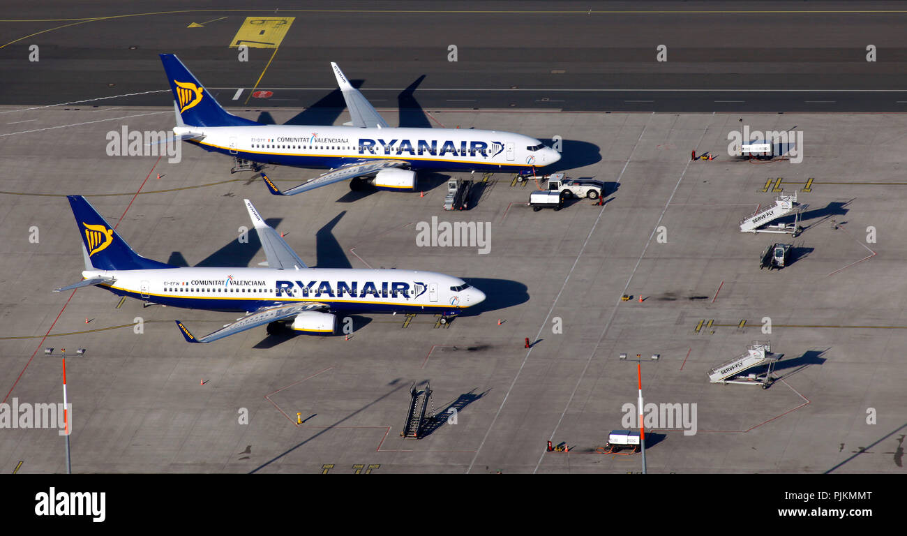 Weeze aeroporto, Basso Reno aeroporto, Ryanair, la compagnia aerea di bilancio, Dusseldorf WEEZE Aeroporto, Weeze, Basso Reno, Renania settentrionale-Vestfalia, Germania, Europa Foto Stock