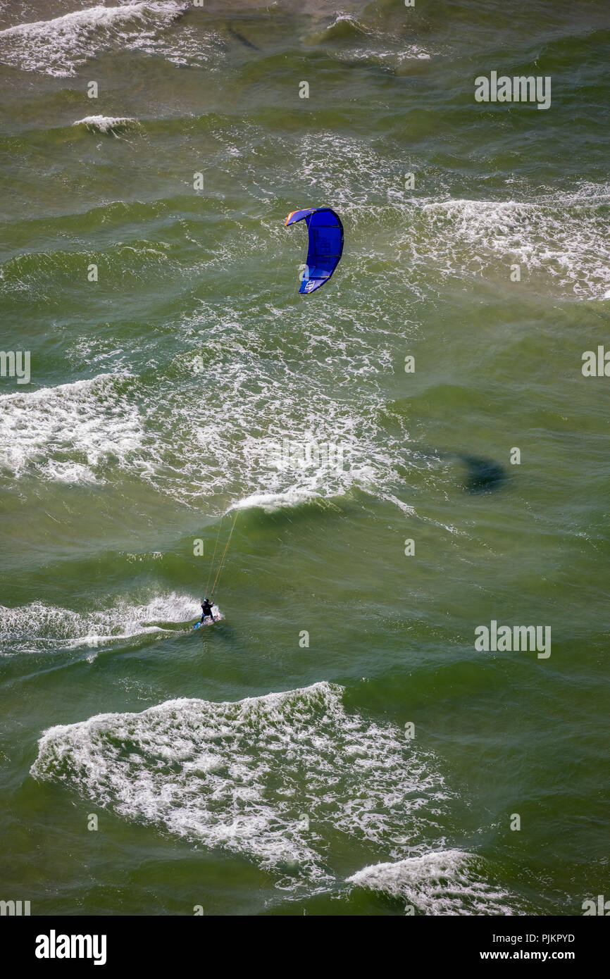 Windsurfers, surfisti, Rügen, Mönchgut, Thiessow, Mar Baltico, Meclemburgo-Pomerania, la Pomerania occidentale, Meclenburgo-Pomerania Occidentale, Germania Foto Stock