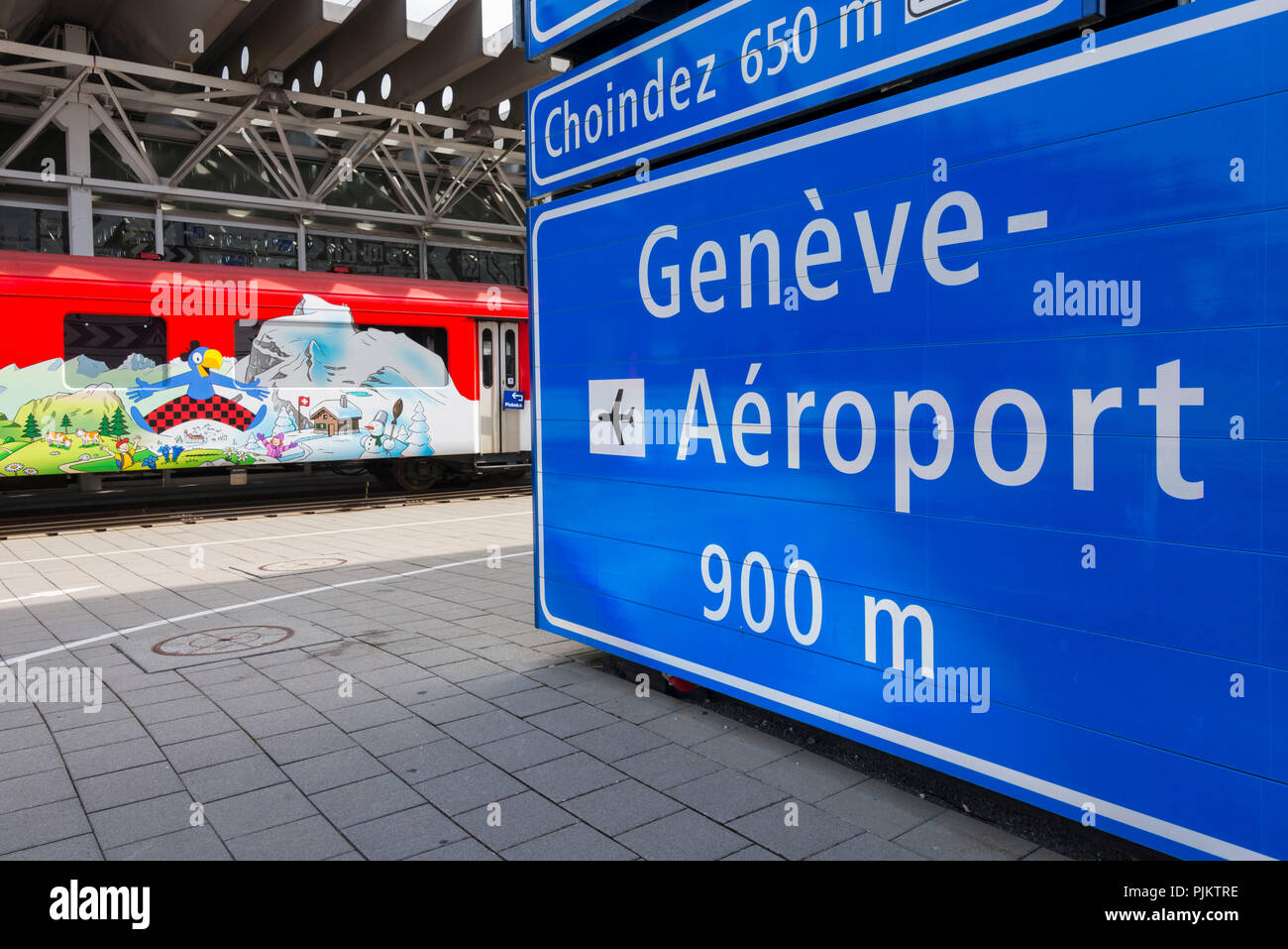 Cartello stradale all'Aeroporto di Ginevra, Museo svizzero dei trasporti, museo, Lucerna, il Lago di Lucerna, il cantone di Lucerna, Svizzera Foto Stock