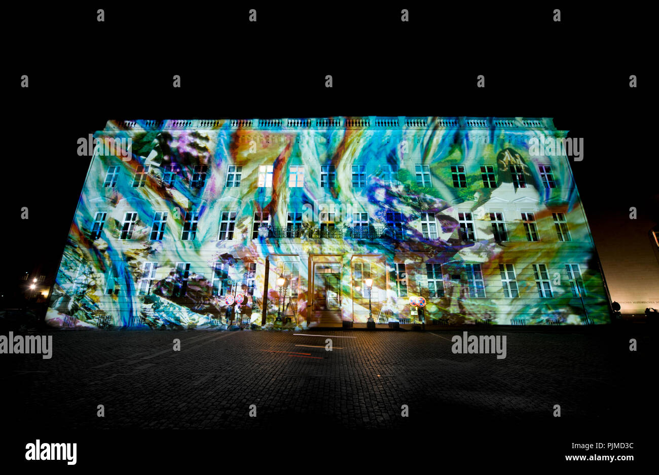 Il Palais am Festungsgraben durante il Festival delle Luci a Berlino (Germania, 14/10/2013) Foto Stock