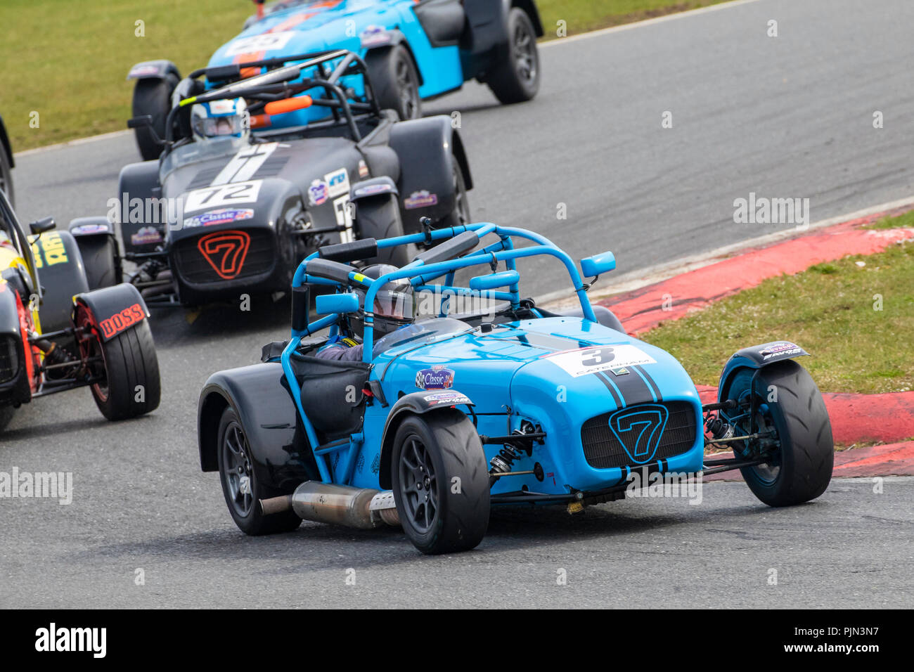 2010 Caterham Supersport, Classe B, con driver Paul Lewis durante l'oro Arts magnifico Sevens gara a Snetterton, Norfolk, Regno Unito Foto Stock