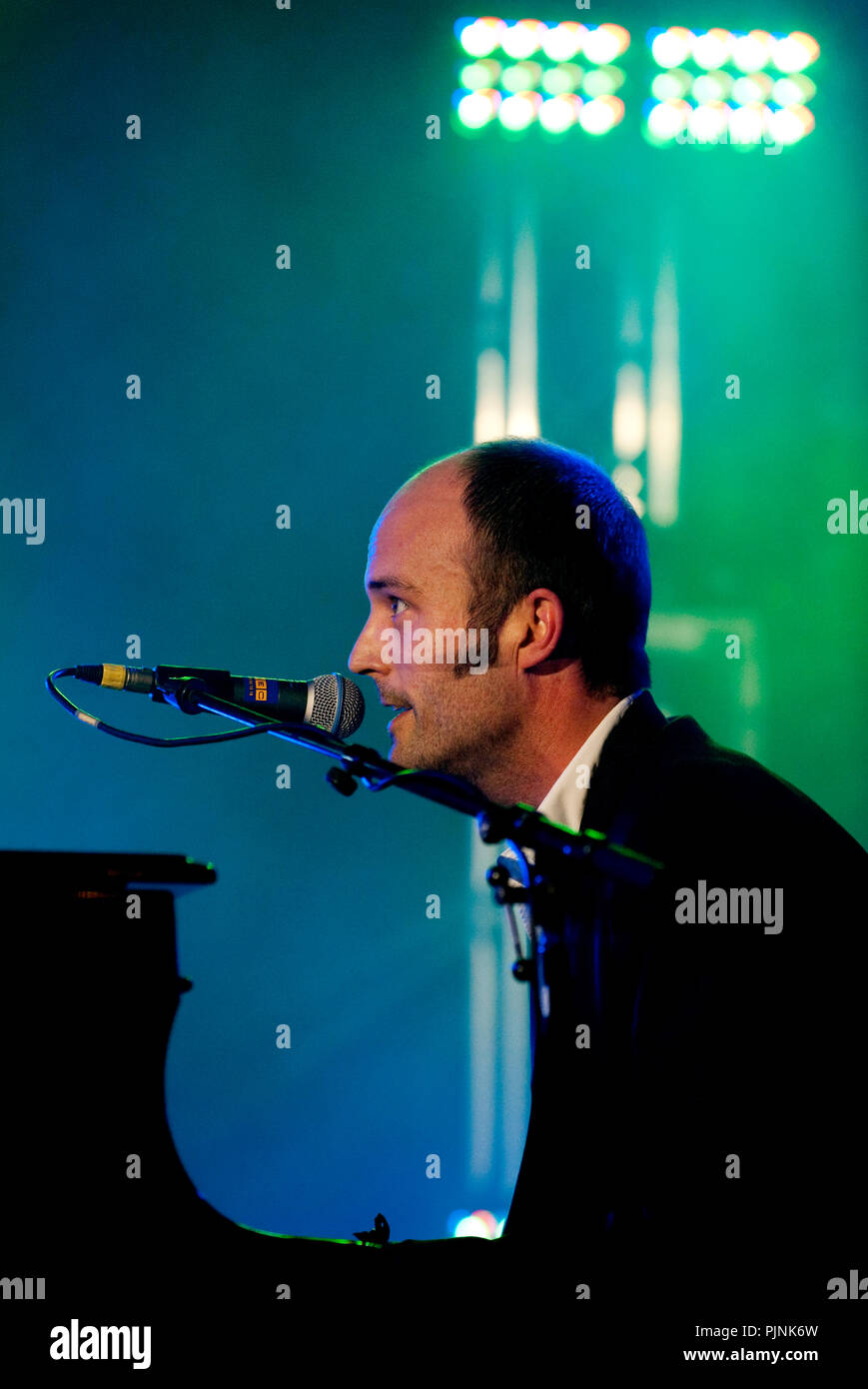 Jan Vandecasteele presso la Radio 1 Sessies (Belgio, 13/10/2010) Foto Stock