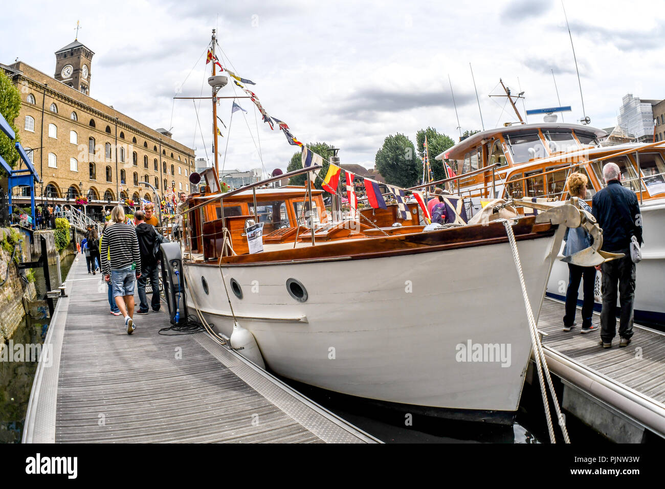 Londra, Regno Unito. 8 Settembre, 2018. Classic Boat Festival 2018 a San Katharine Docks il 8 settembre 2018, Londra, UK Credit: capitale dell'immagine/Alamy Live News Foto Stock