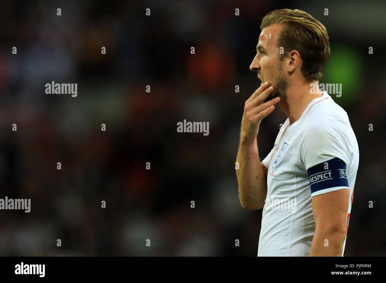 Lo stadio di Wembley, Londra, Regno Unito. 8 Sep, 2018. La UEFA Nazioni League Football, tra Inghilterra e Spagna; Harry Kane di Inghilterra guarda sconsolato dopo Rodrigo di Spagna punteggi rendendo 1-2 Credito: Azione Sport Plus/Alamy Live News Foto Stock