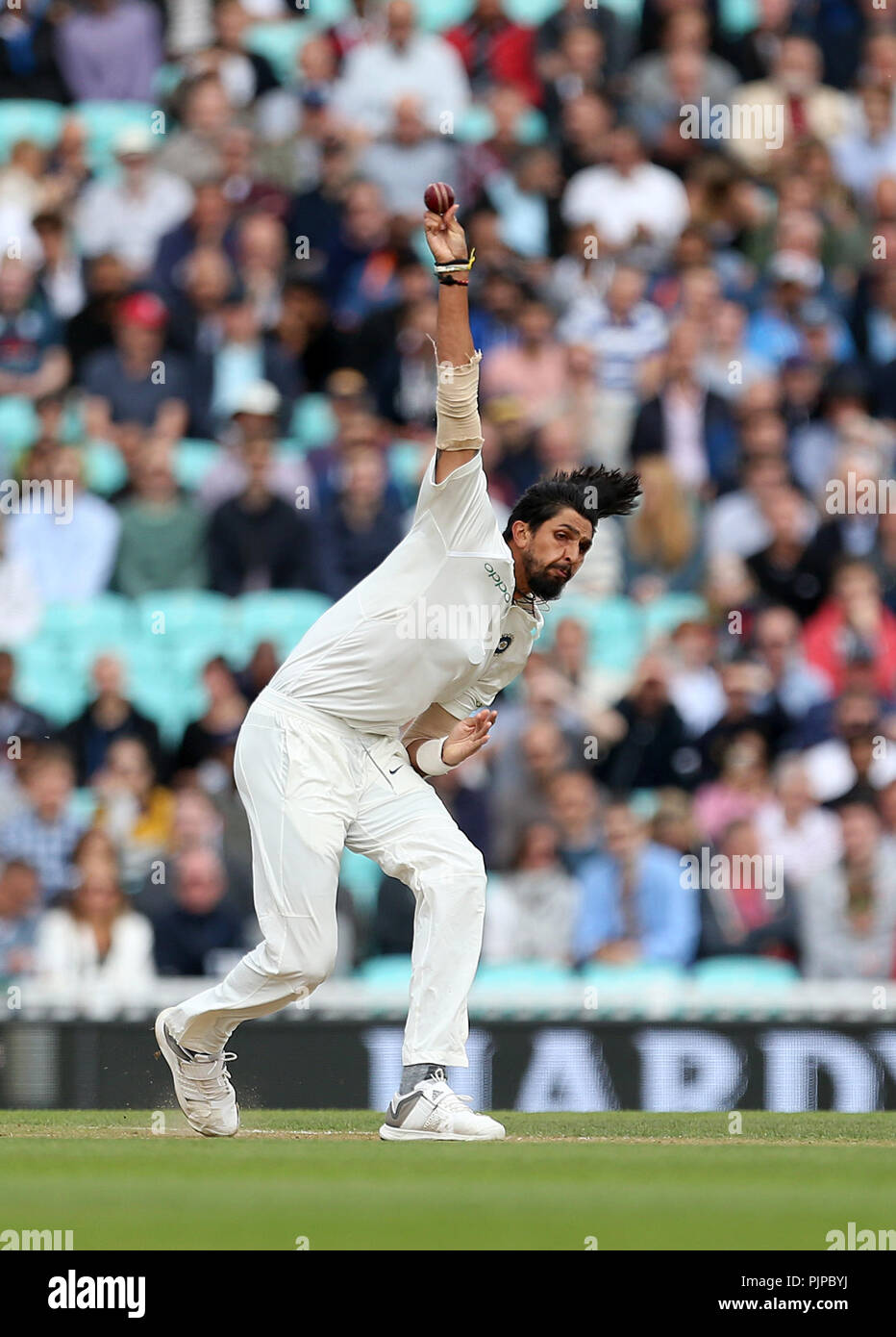 India del Ishant Sharma bocce durante il test match al Kia ovale, Londra. Foto Stock