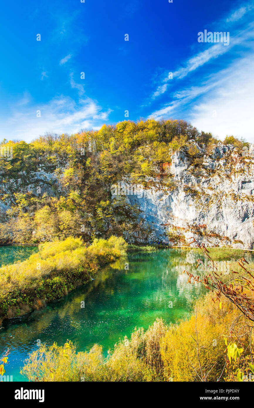 Grande Cascata nel Parco Nazionale dei Laghi di Plitvice in Croazia in autunno Foto Stock
