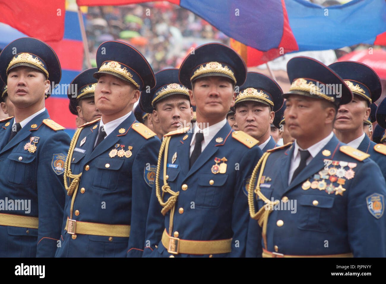 Le cerimonie di apertura del 2018 Naadam Festival di Ulaanbaatar, in Mongolia presso il National Sports Stadium. Foto Stock