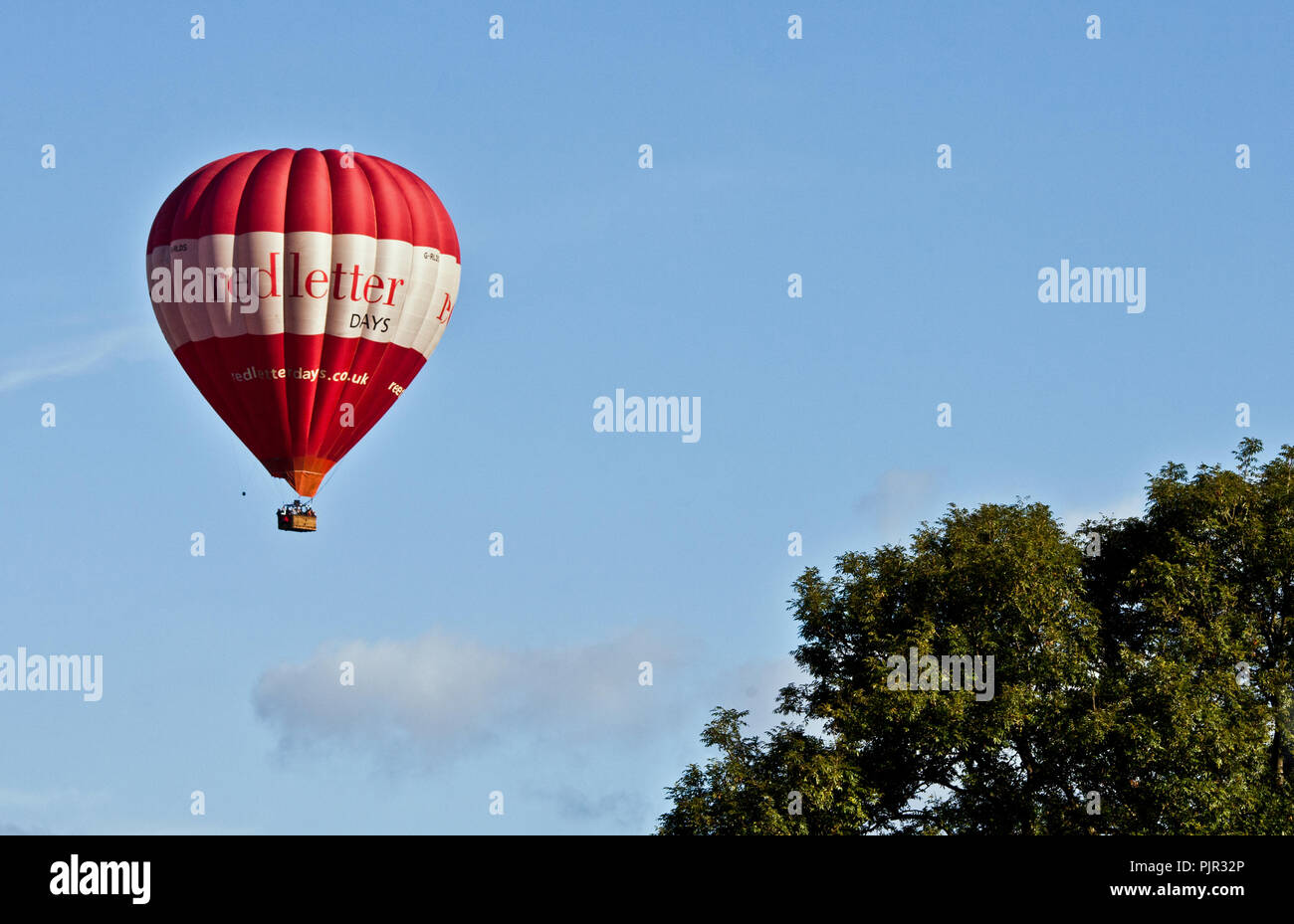 Red Letter Days in mongolfiera ad aria calda Foto Stock