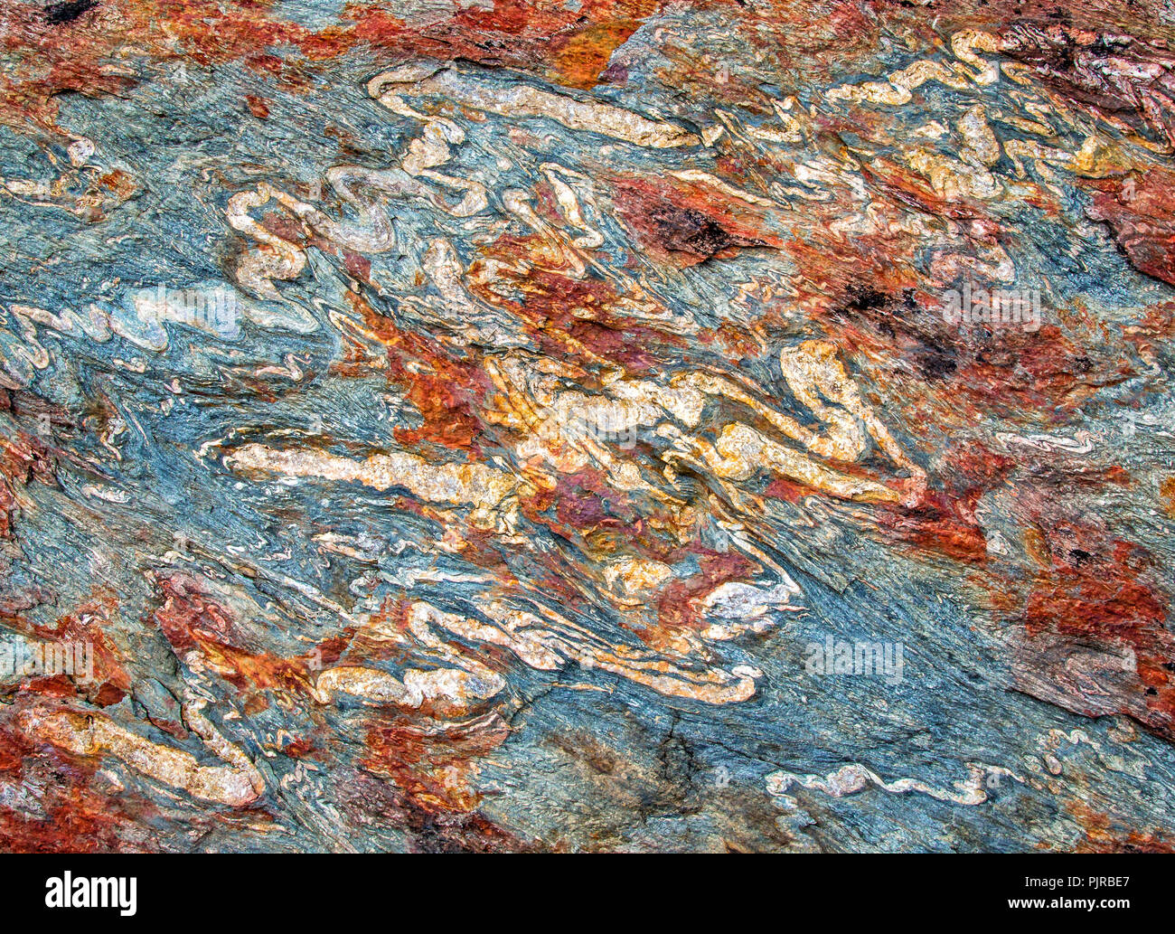 Quarzite in marmo con venature di quarzo - Parco nazionale di Jotunheimen nella Norvegia centrale Foto Stock