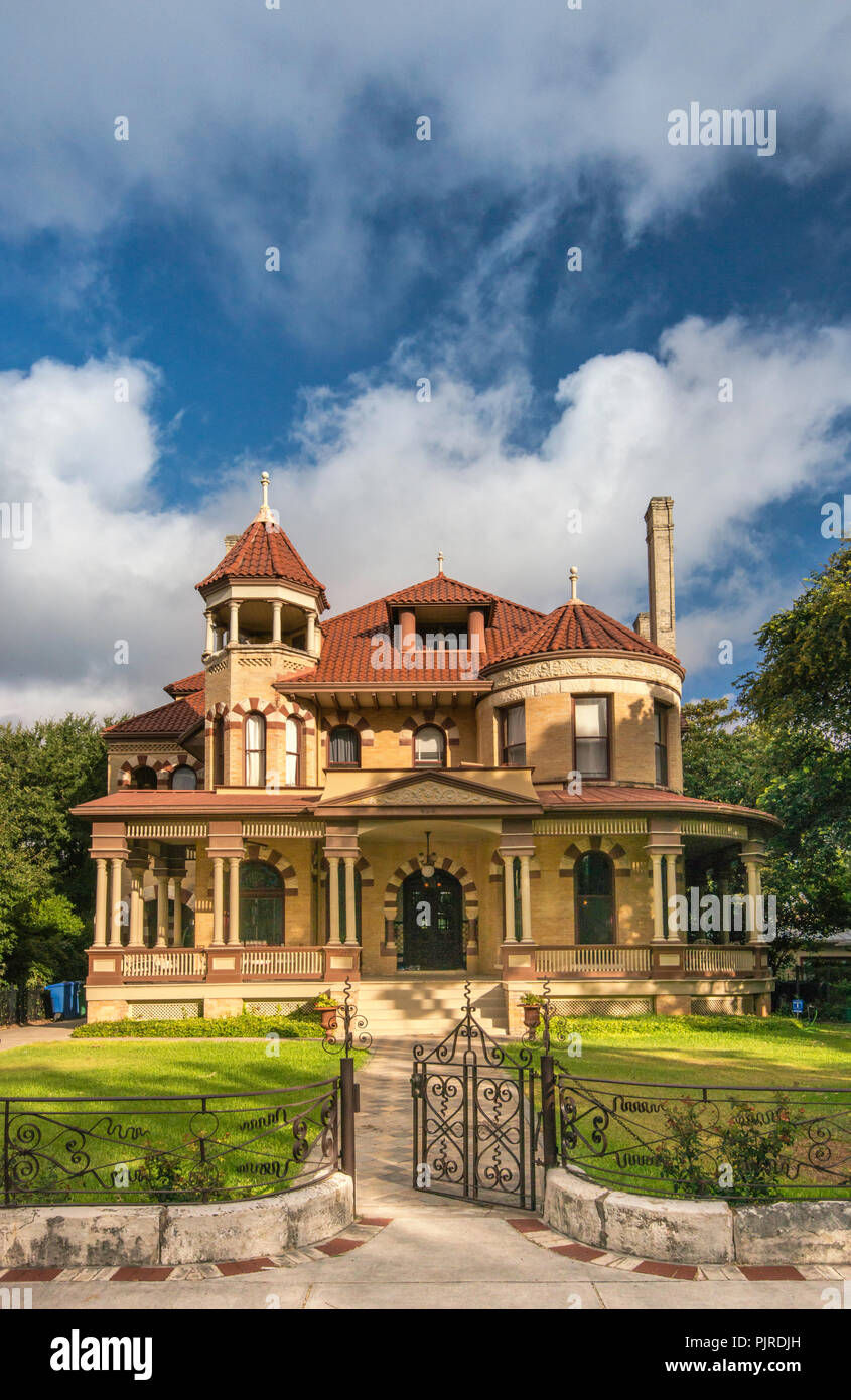 Dimora storica a King William Street, quartiere storico di Re Guglielmo, San Antonio, Texas, Stati Uniti d'America Foto Stock