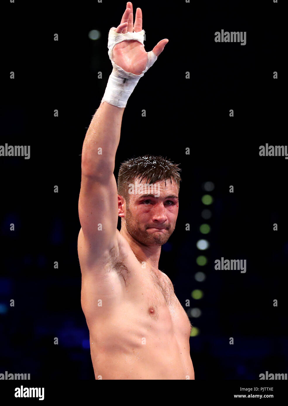Tommy Langford dopo la sua lotta contro Jason Welborn nel loro British Middleweight championship contest a Arena Birmingham, Birmingham. Foto Stock
