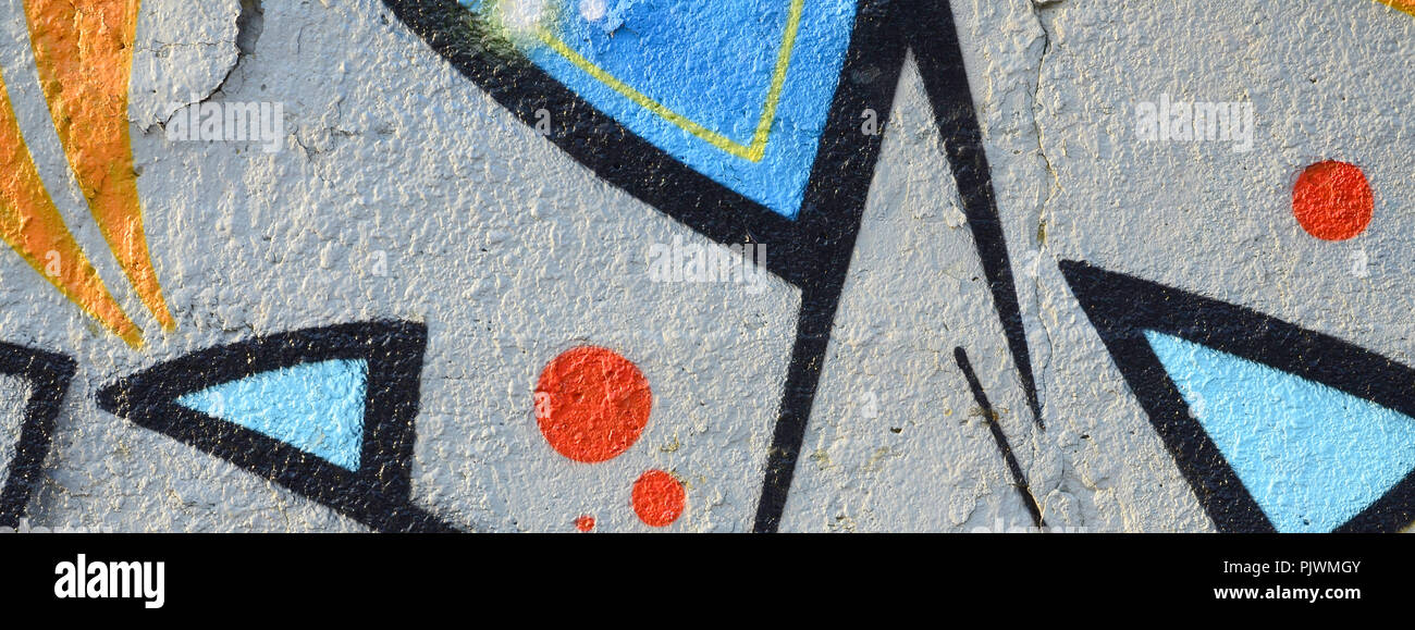 Il vecchio muro dipinto in colore disegno graffiti blue vernici spray. Immagine di sfondo sul tema di disegno di graffiti e arte di strada Foto Stock