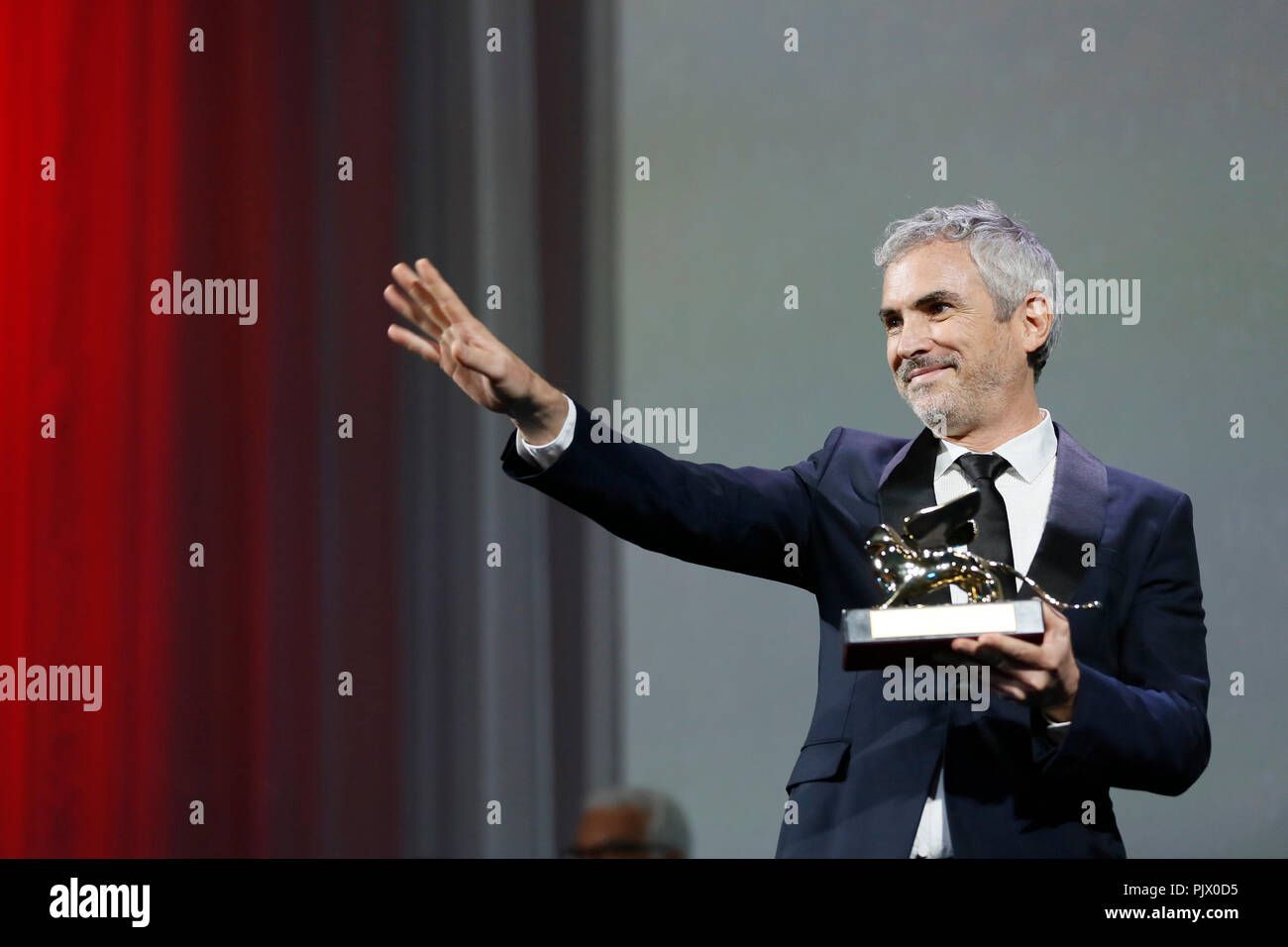 Venezia, Italia. 8 settembre 2018. Alfonso Cuaron per il miglior film awards su settembre 8, 2018 a Venezia, Italia.(da Mark Cape/Insidefoto) Credito: insidefoto srl/Alamy Live News Foto Stock