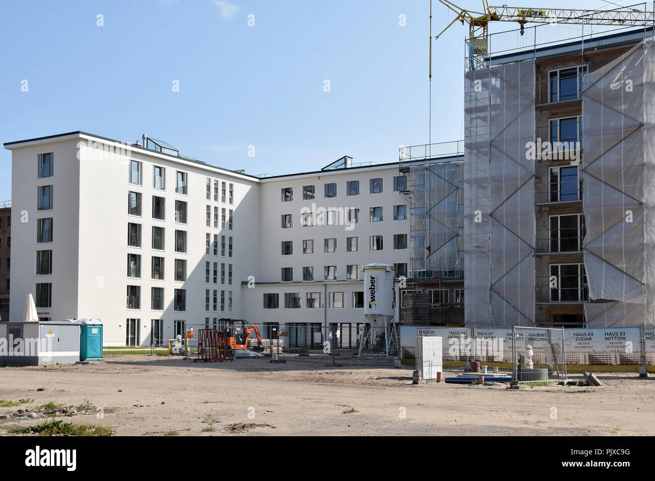 L'ex-nazista seaside resort di prora è sotto il completo restauro, a nord-est della Germania. Foto Stock