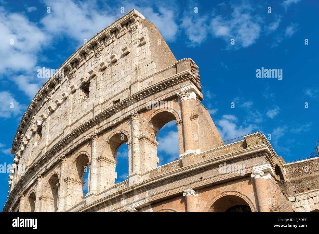 Colosseo a Roma vicino, Italia, Foto Stock