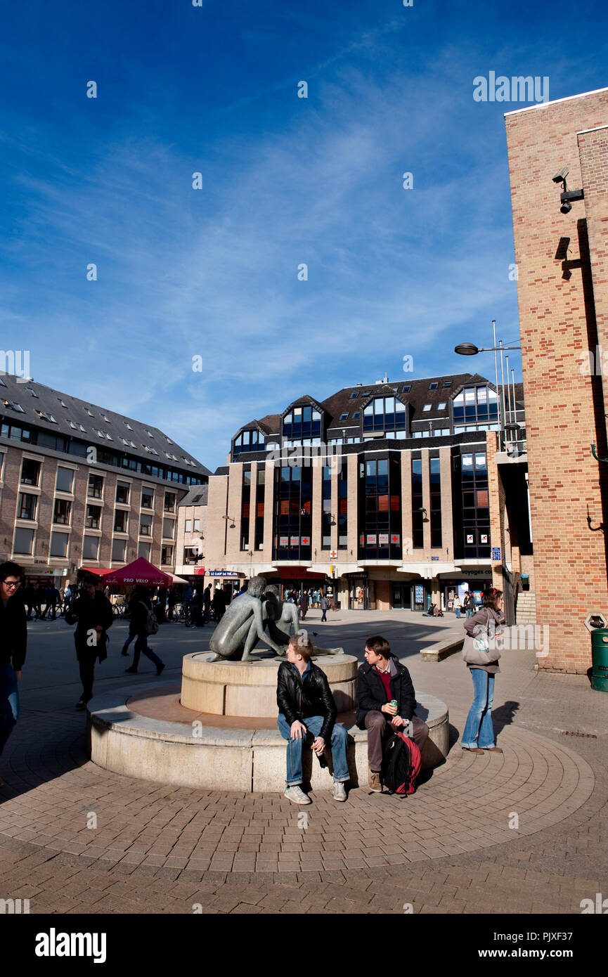 Impressioni dello studente città Louvain-La-Neuve (Belgio, 02/03/2011) Foto Stock