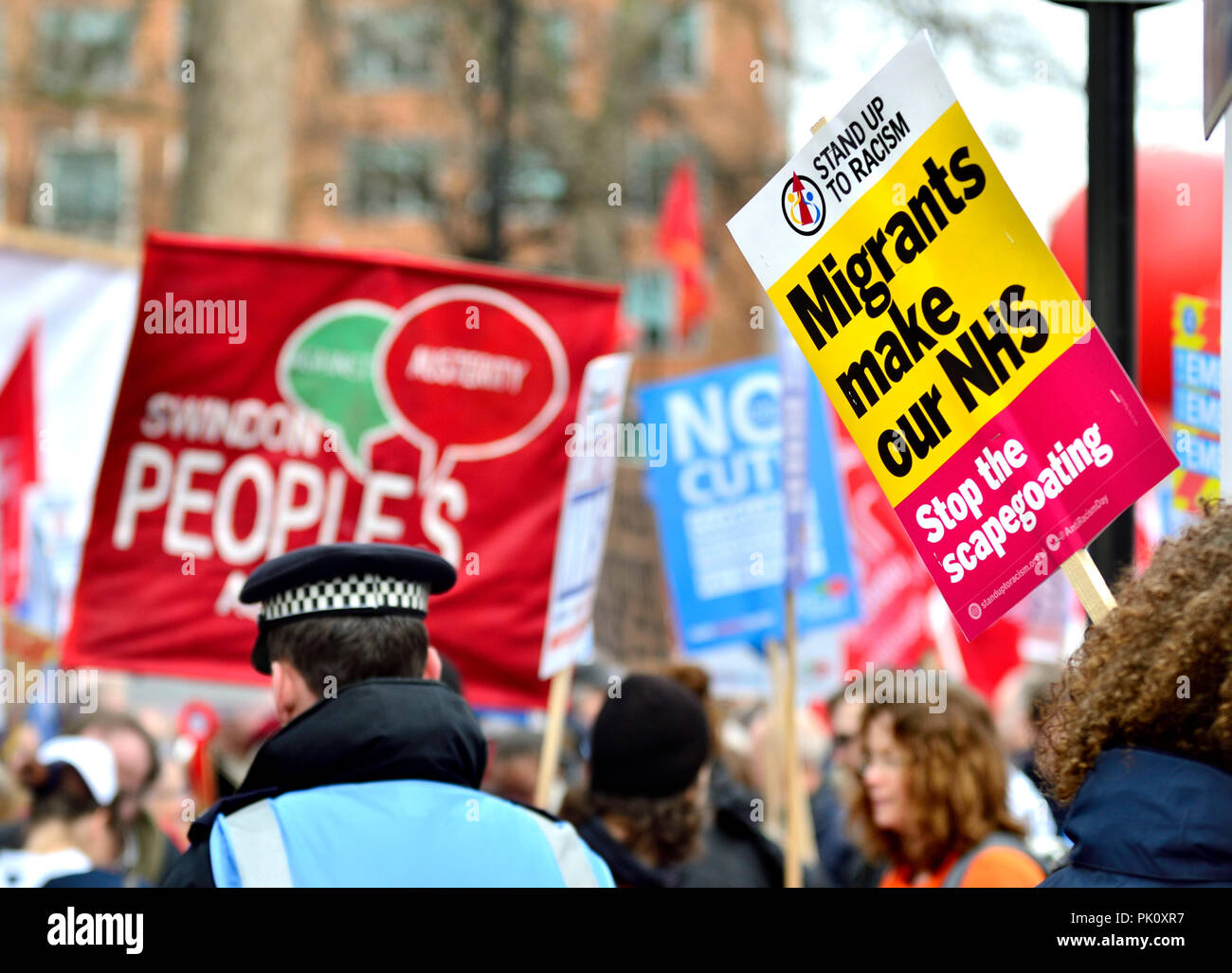 Pro-NHS dimostrazione, marzo 2017. Londra, Inghilterra, Regno Unito. Foto Stock
