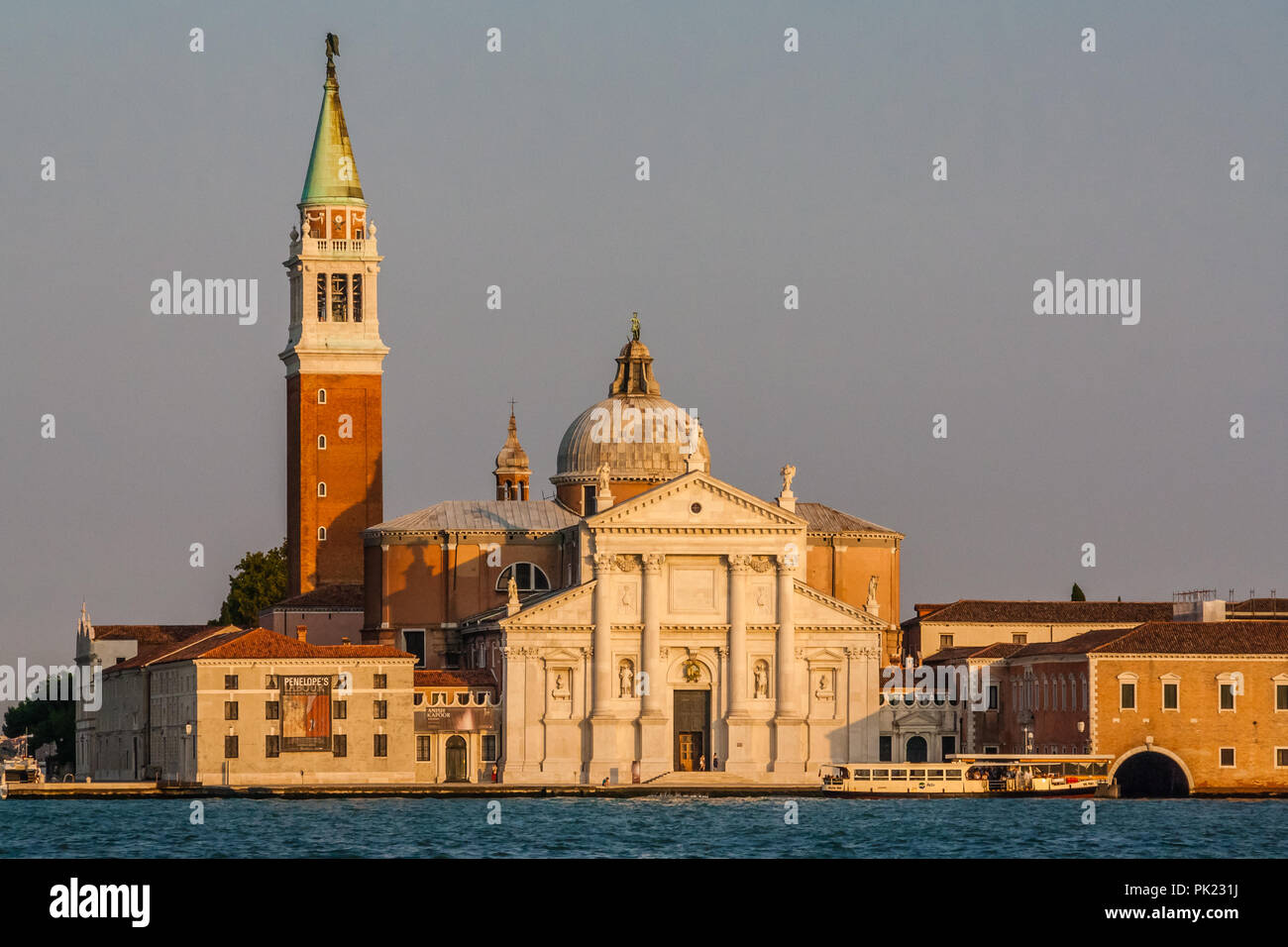 Palazzo Ducale e la Basilica di San Marco, Venezia, Italia nella luce della sera. Foto Stock